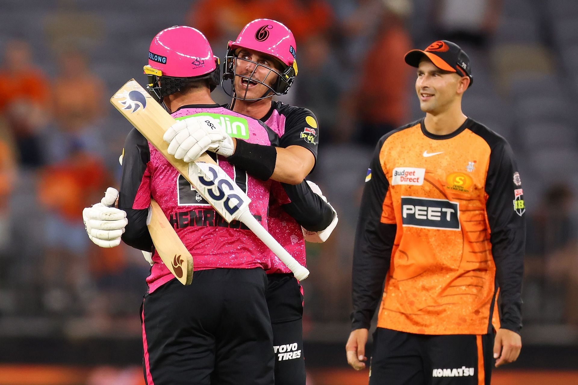 BBL - Perth Scorchers v Sydney Sixers