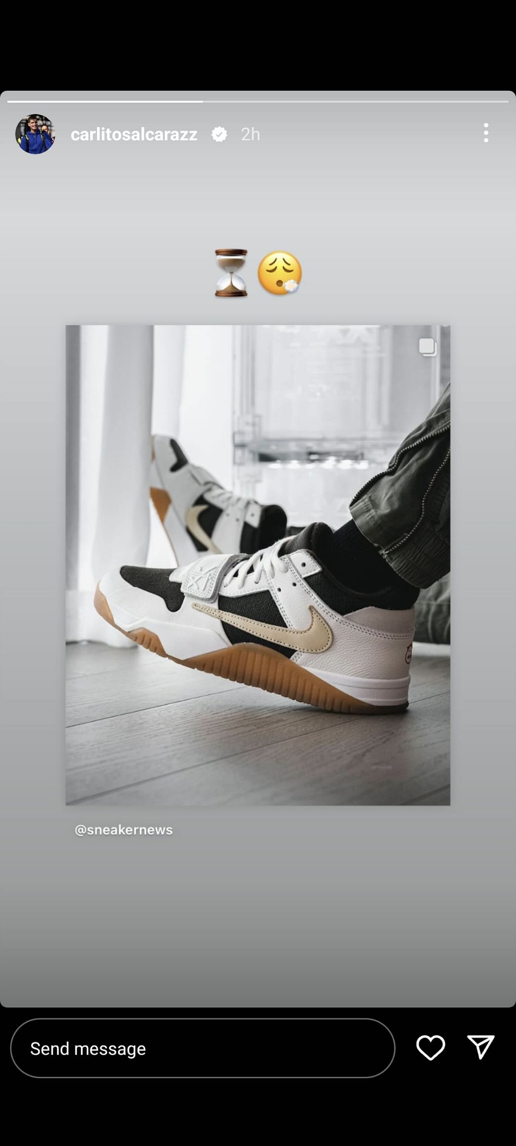 Carlos Alcaraz reacts to detailed look of Travis Scott x Jordan Jumpman