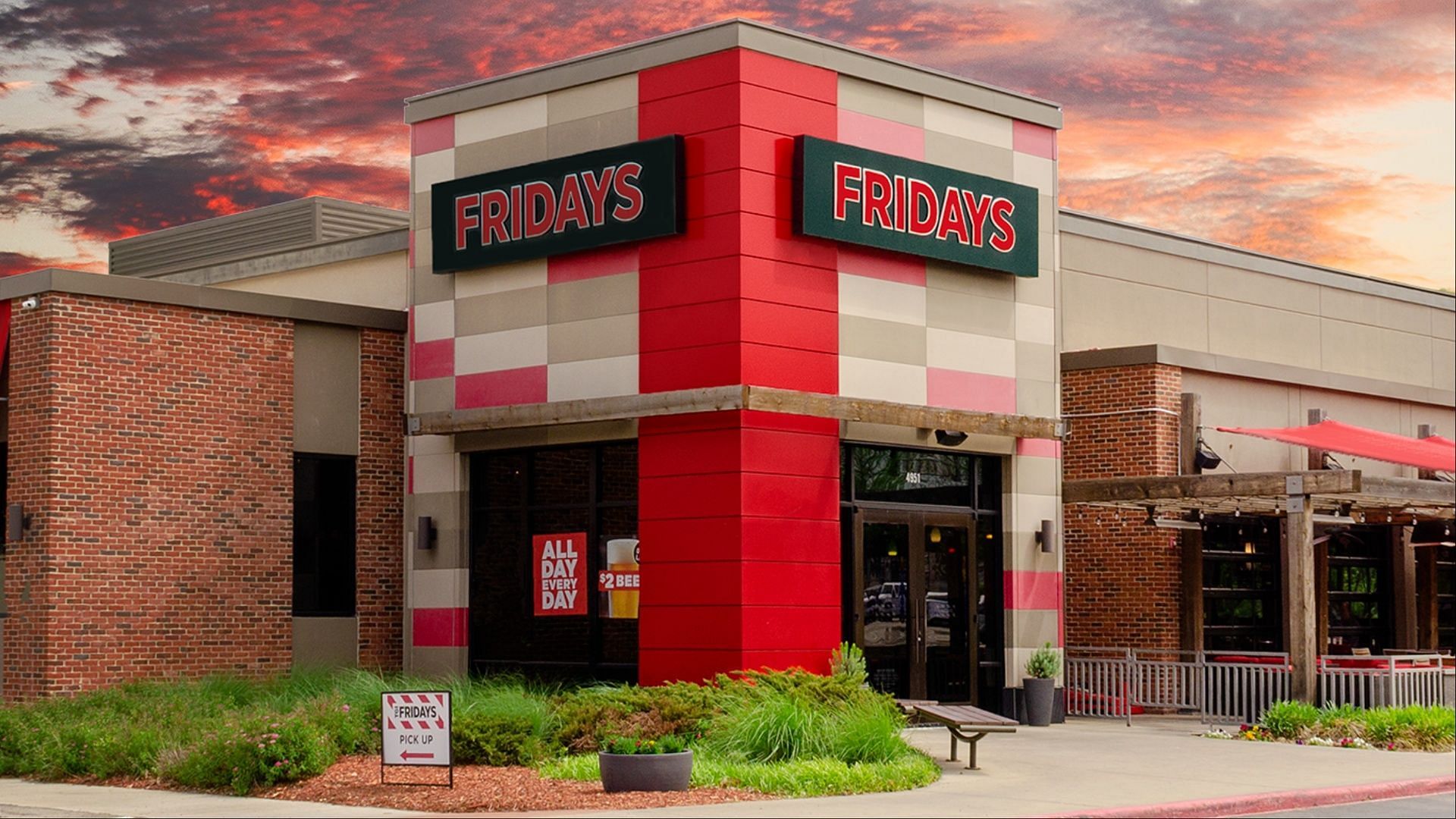 TGI Fridays announces the closure of 36 stores due to poor performance (Image via TGI Fridays)