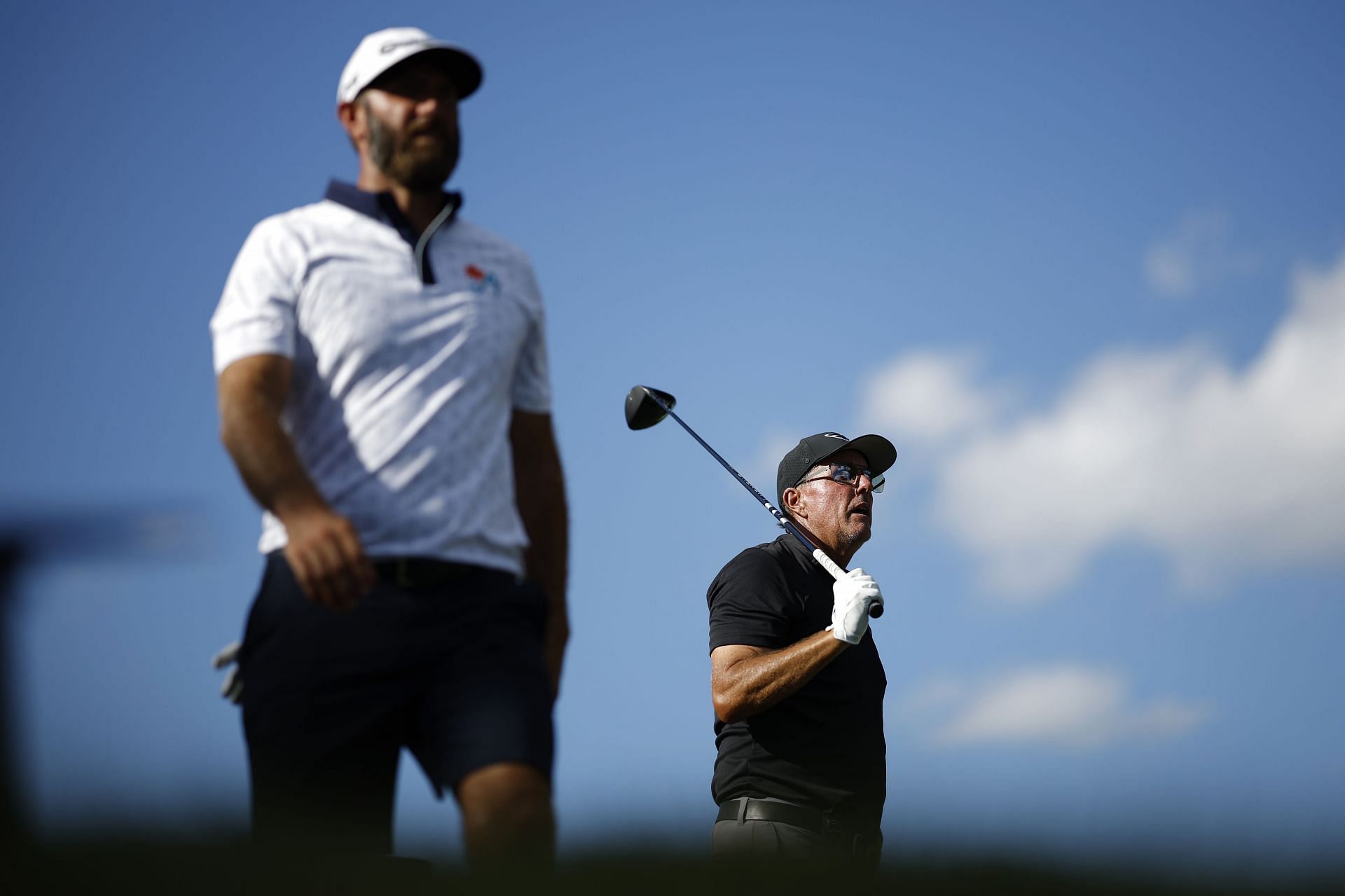 Dustin Johnson (Image via Cliff Hawkins/Getty Images)