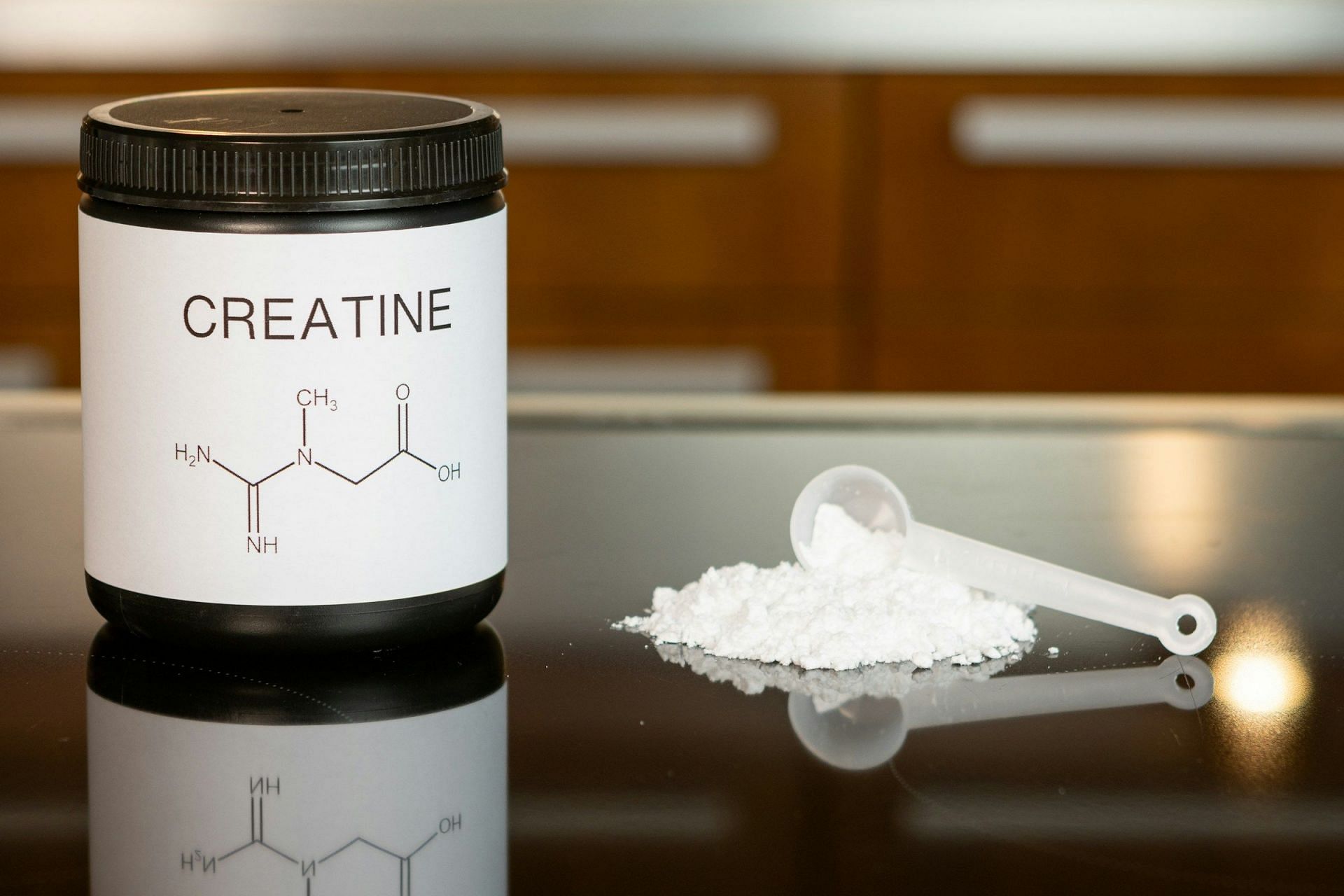 Creatine (Image via Unsplash/Aleksander Saks)