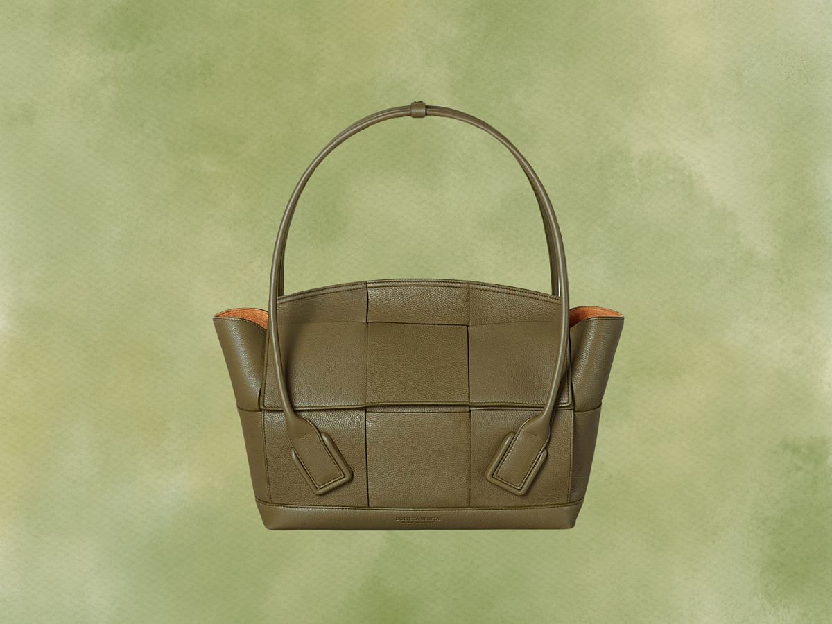 Arco Tote (Image via official website of the brand)