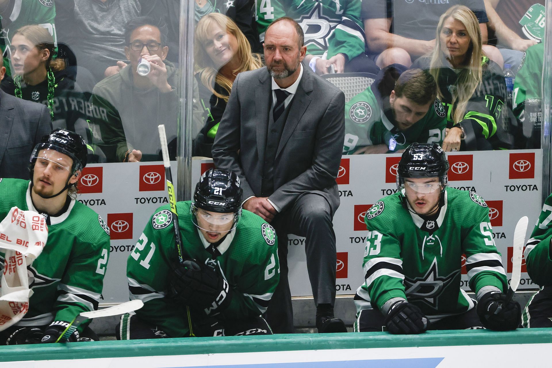 Peter DeBoer is the head coach of the Dallas Stars