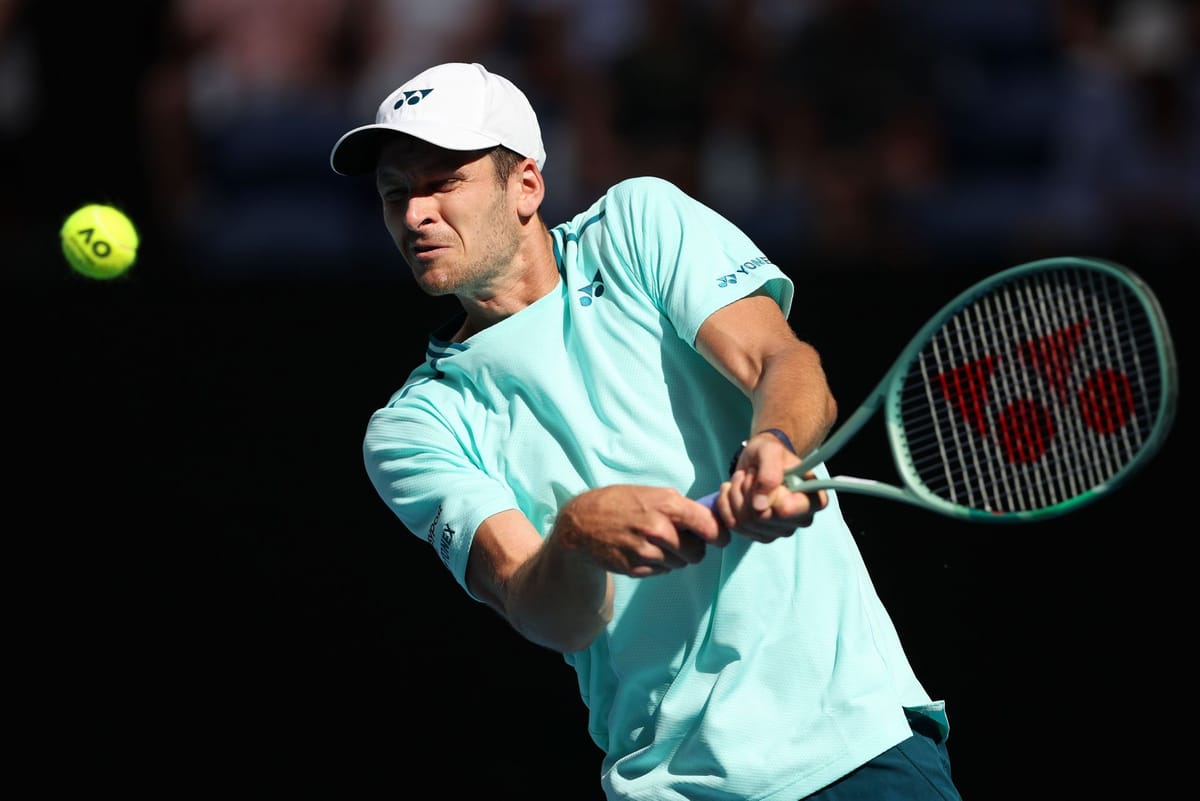 Hubert Hurkacz handed $7,600 fine for on-court profanity during QF