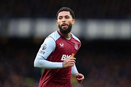 Douglas Luiz is wanted at the Camp Nou