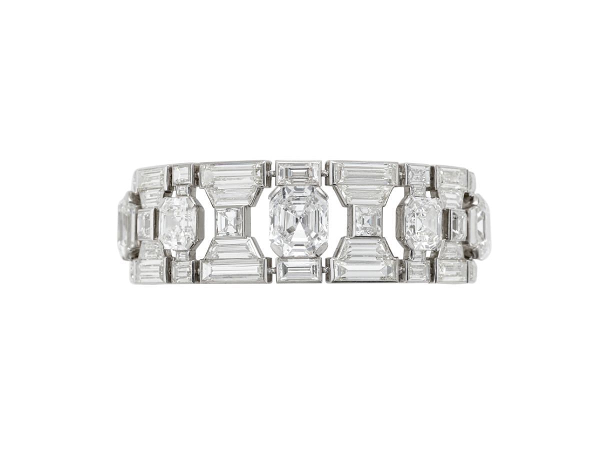 The Cartier Art Deco diamond bracelet (Image via Christie&rsquo;s)