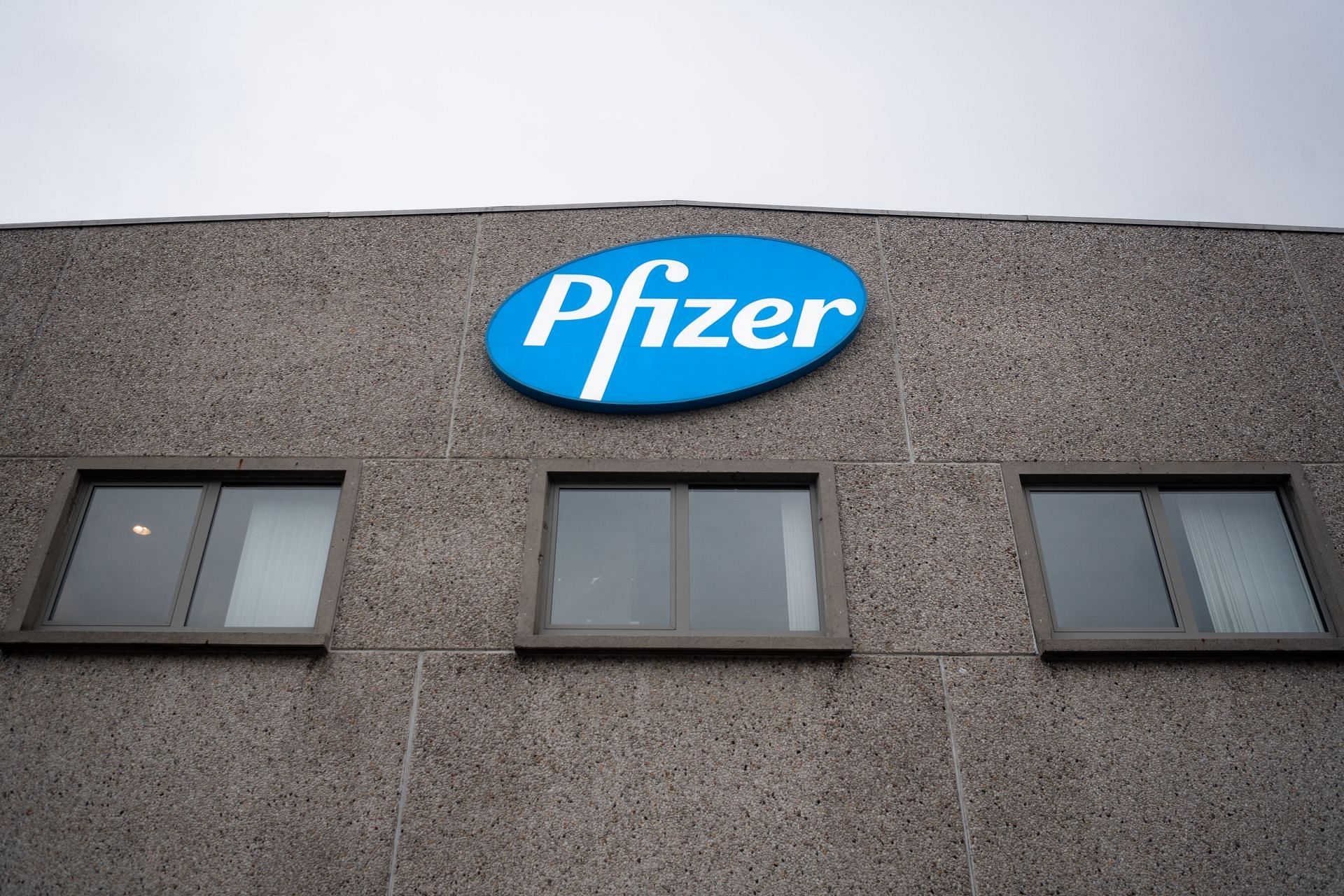 Pfizer (Image via Getty/Siteean-Christophe Guillaume)