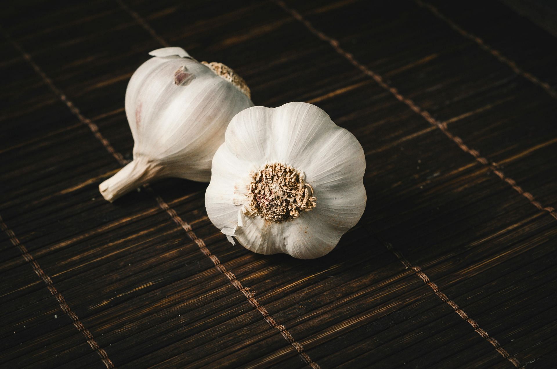 Top home remedies for cavities (image sourced via Pexels / Photo by isabella)