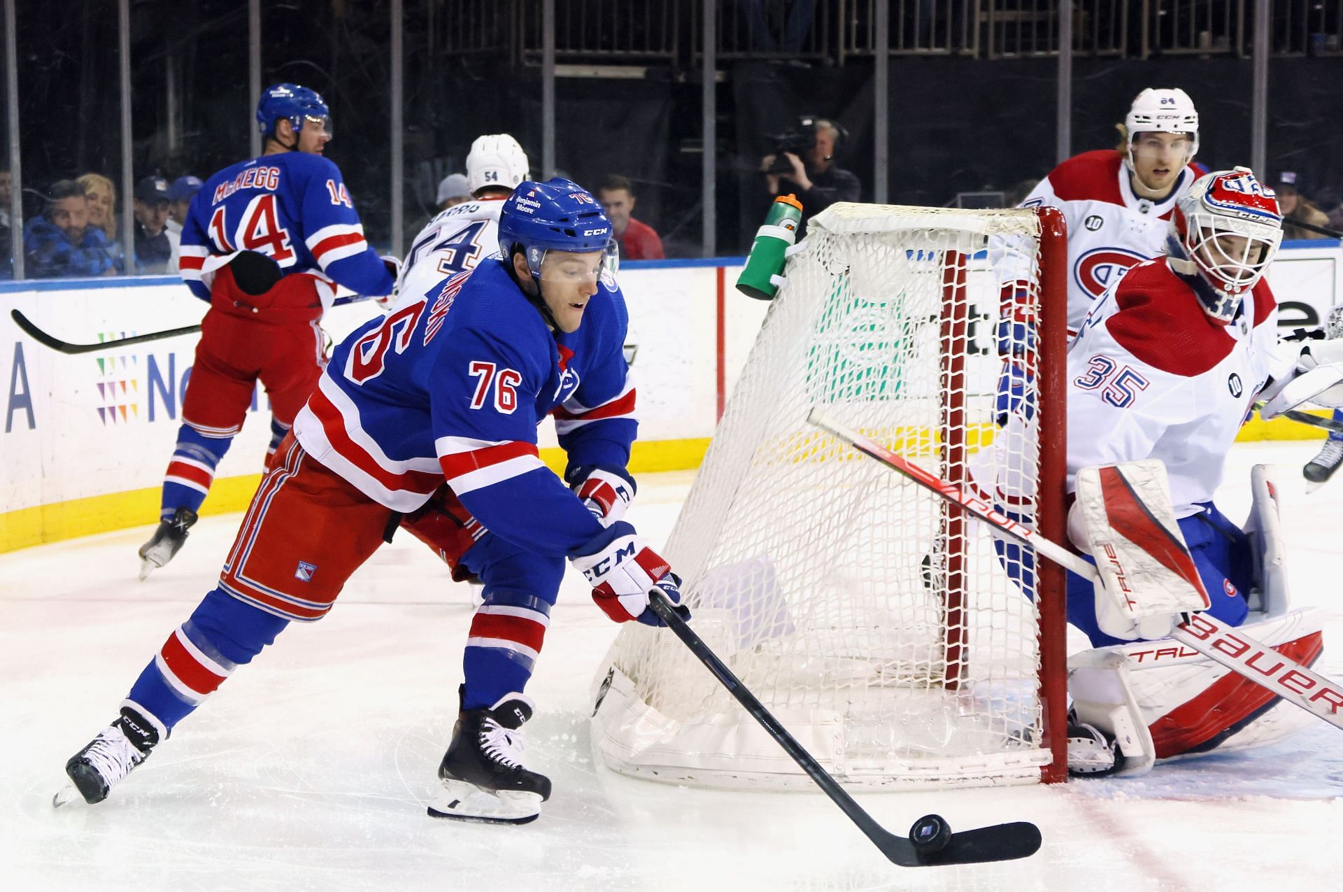 Montreal Canadiens v New York Rangers