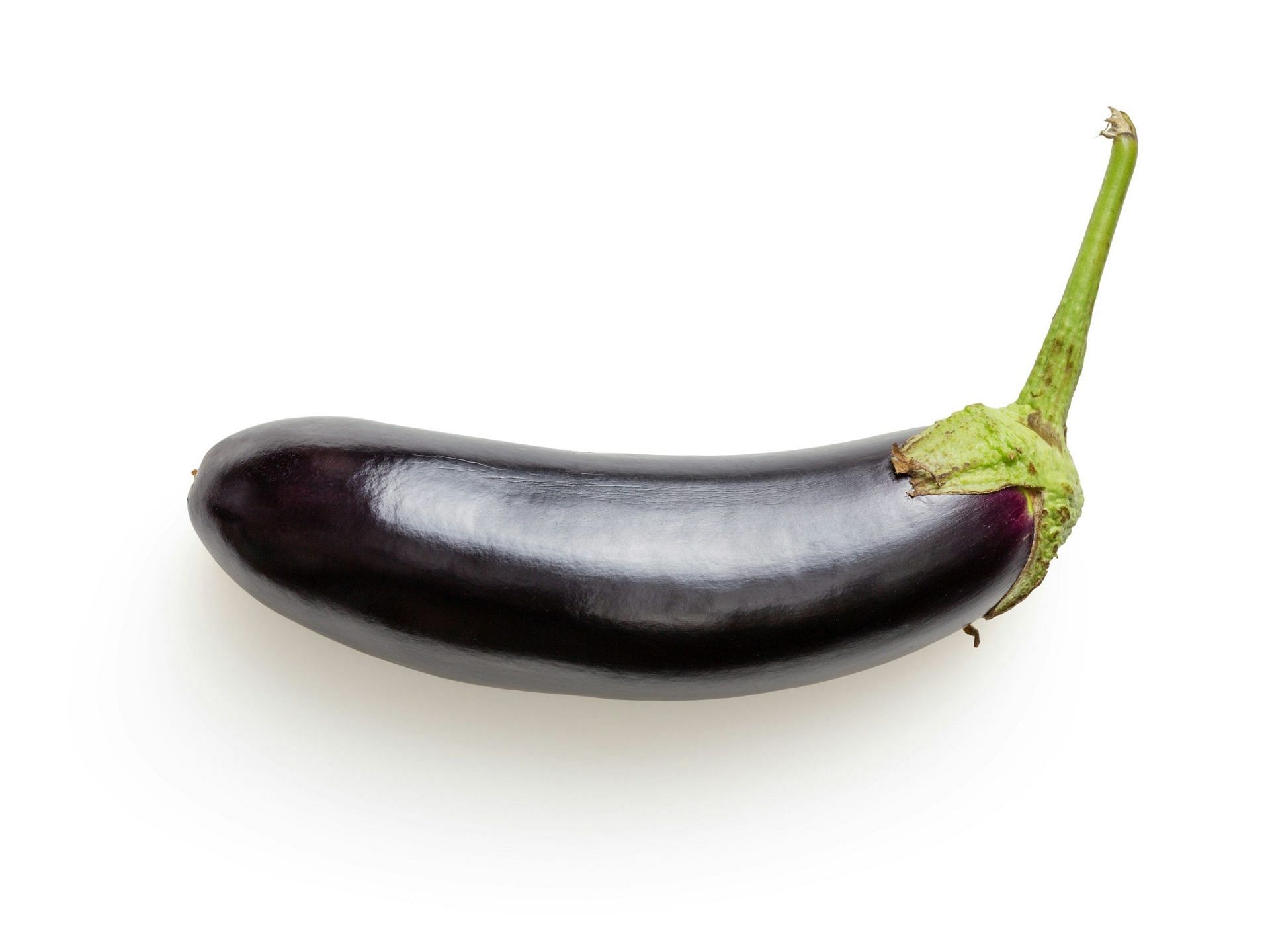 Eggplant health benefits (Image via Unsplash/Moclup Graphics)