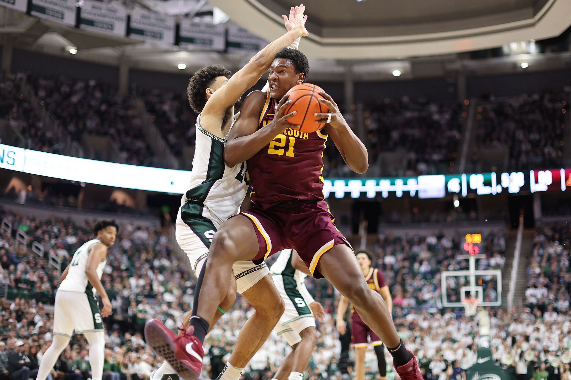 Minnesota v Michigan State