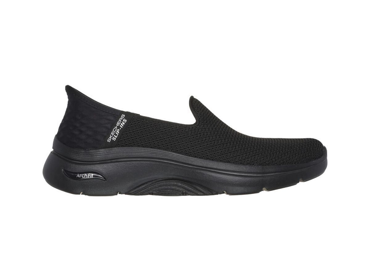 7 Best Skechers walking shoes to avail in 2024