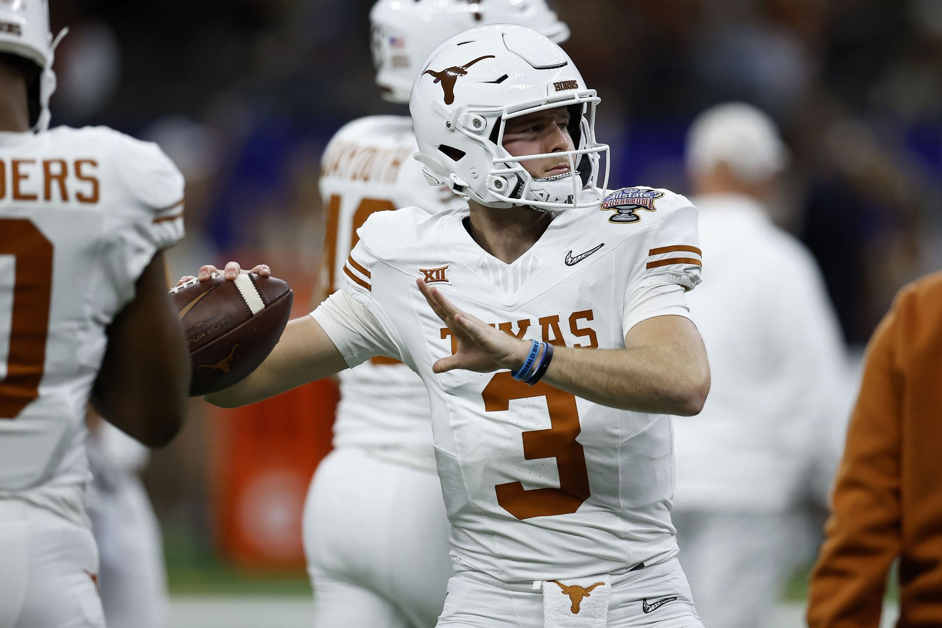 Early 2024 college football Heisman odds with updates on transfer