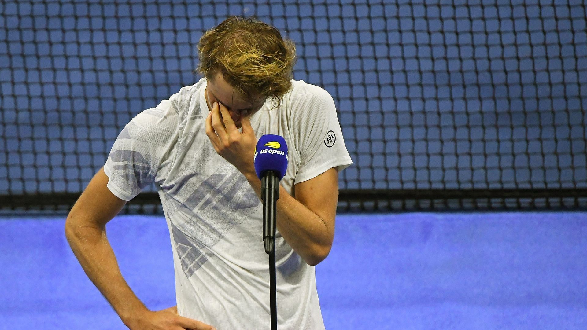 Alexander Zverev breaks into tears after losing the 2020 US Open final from two sets up