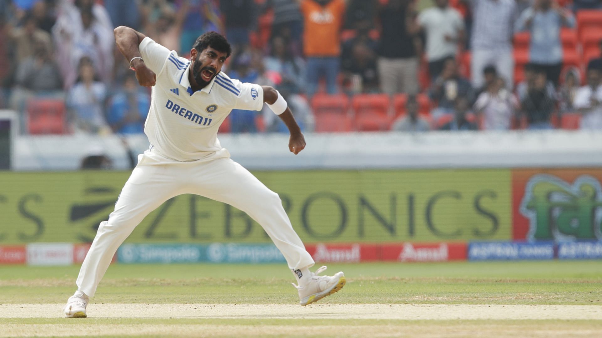 [Watch] A Fired-up Jasprit Bumrah Shocks England With Double Strike ...