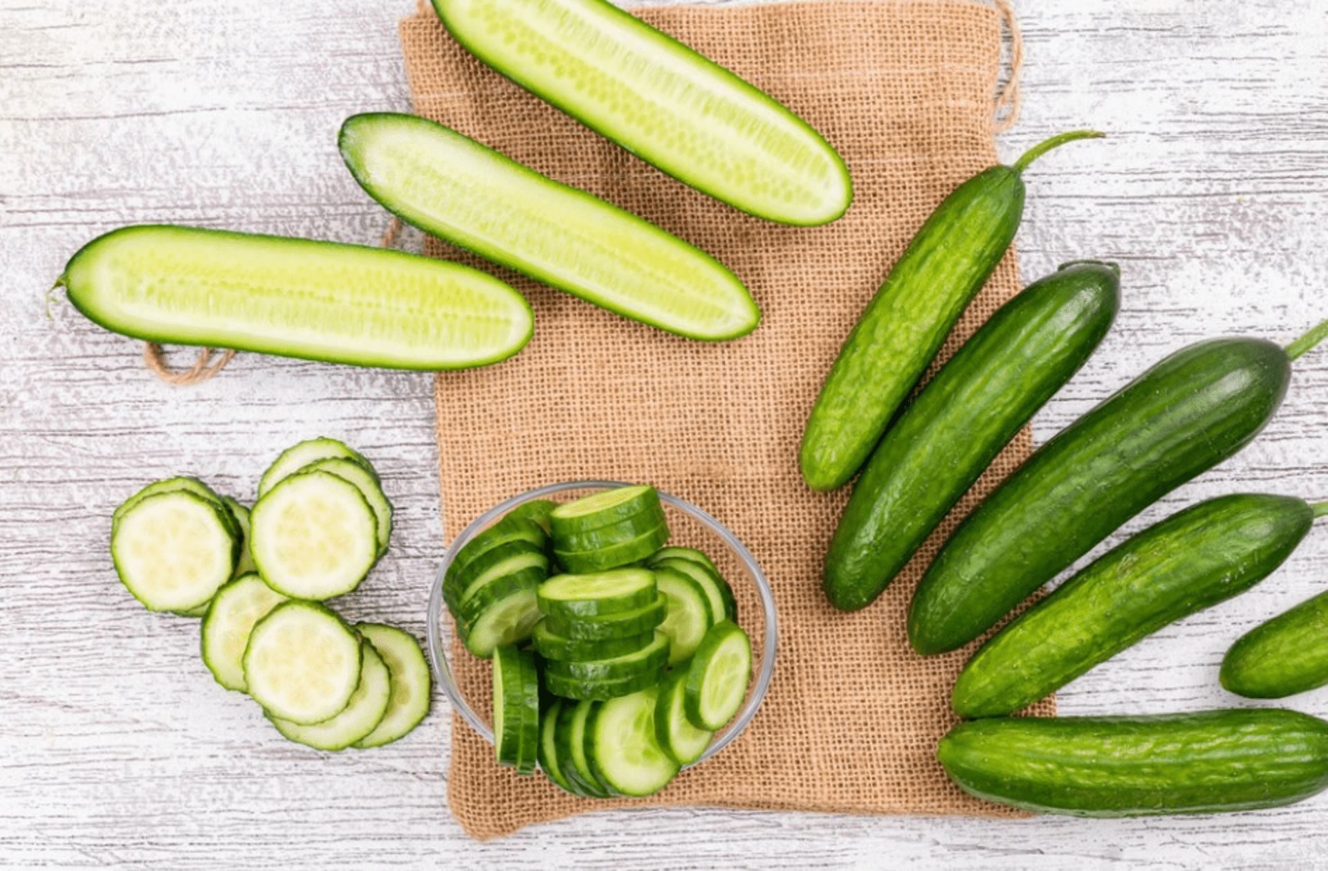 Cucumber can be very helpful (Image via Freepik/8photo)