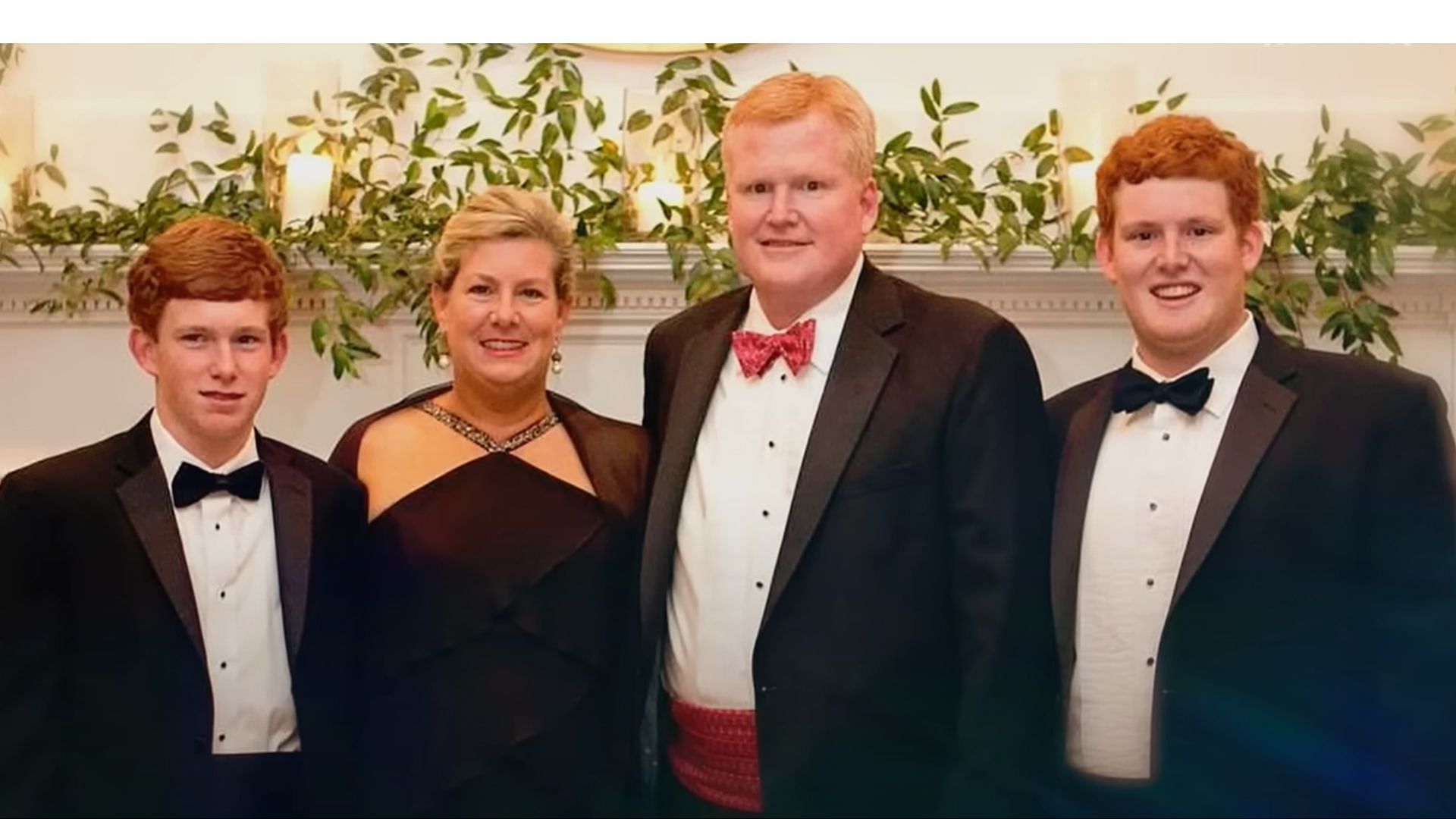 The file photo of Murdaugh family (Image via Netflix)
