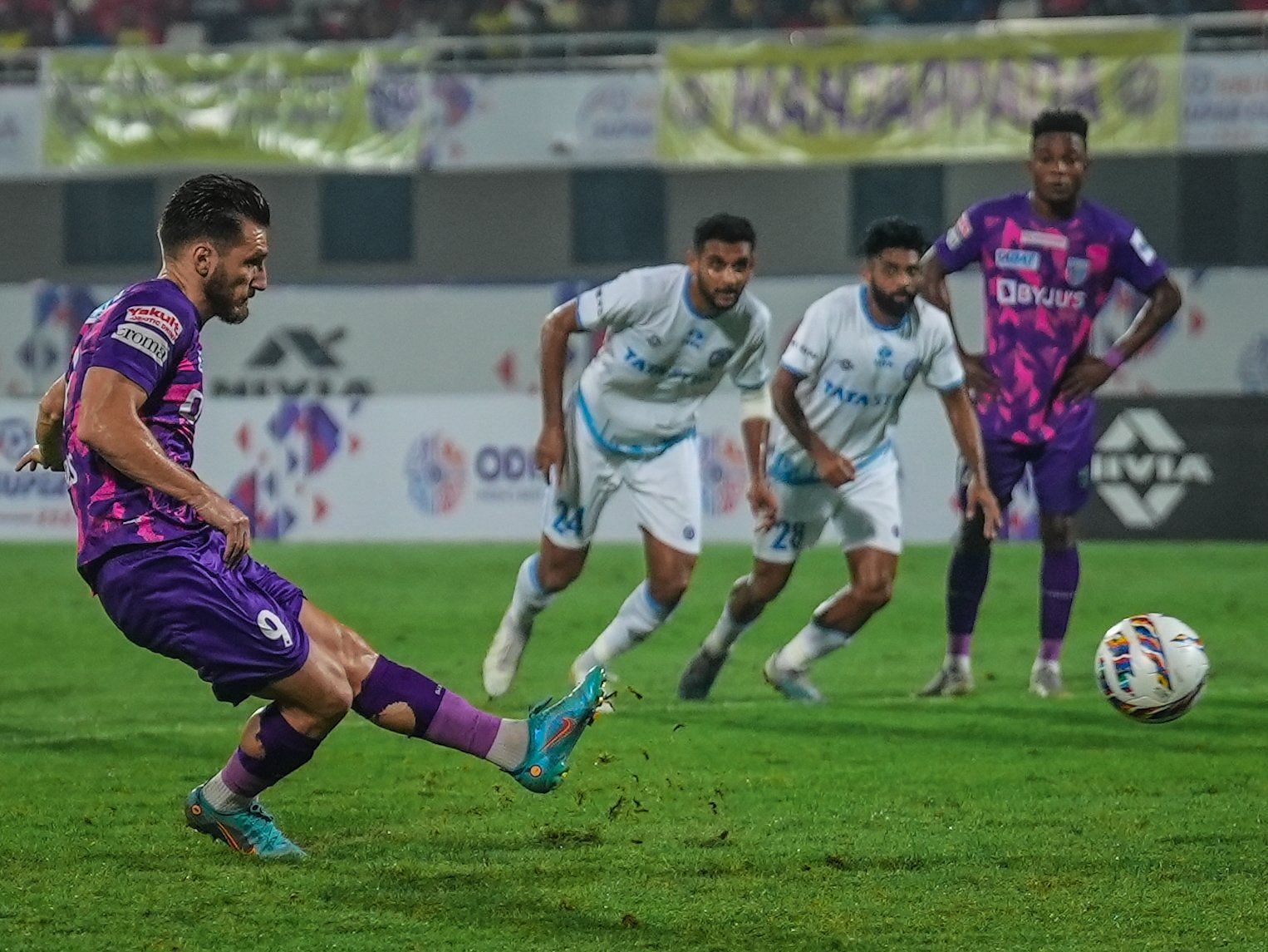 Dimitri Diamantakos scored two goals from the penalty spot against Jamshedpur FC.