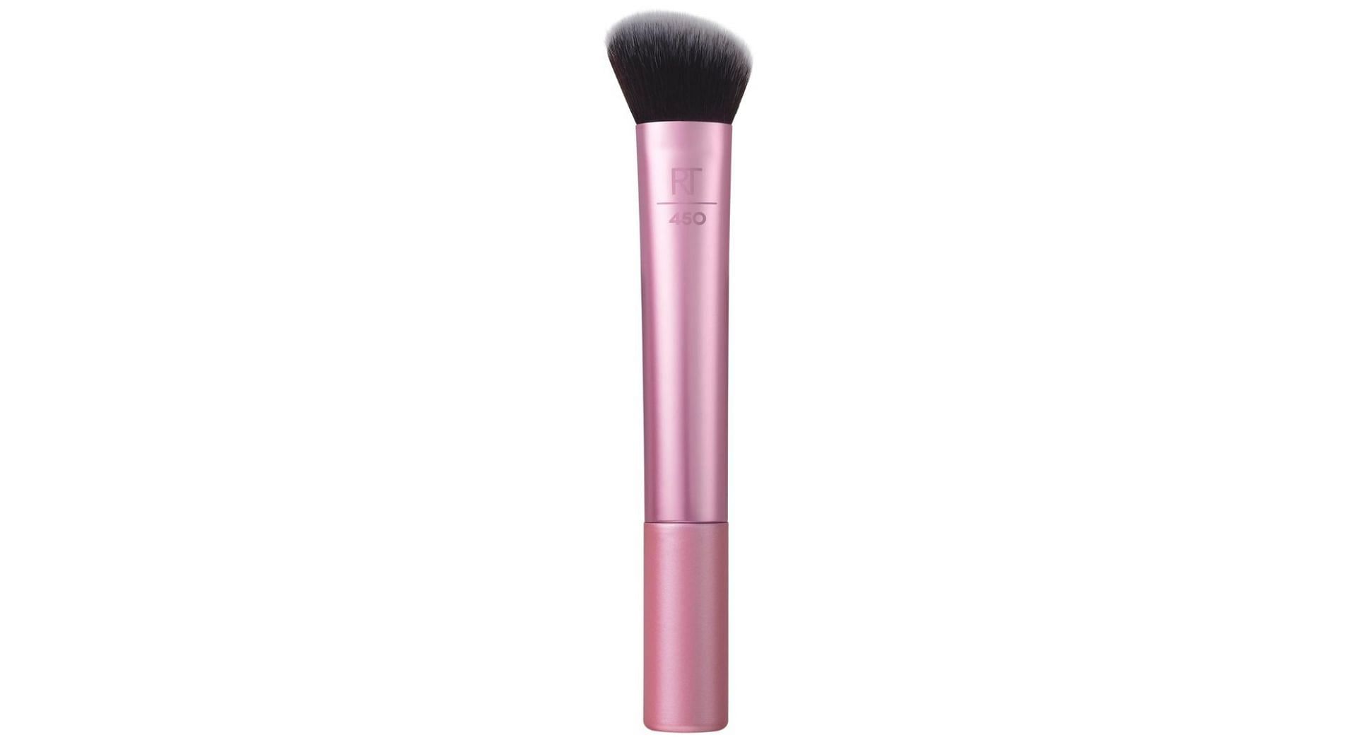 Real Techniques Soft Sculpting Contour Makeup Brush (Image via Real Techniques&#039; official website)