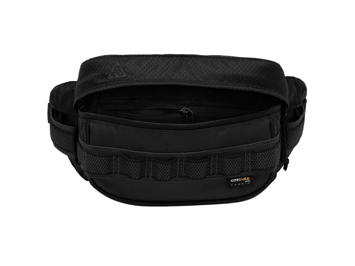 Nike ACG Karst Pouch (Image via Nike)