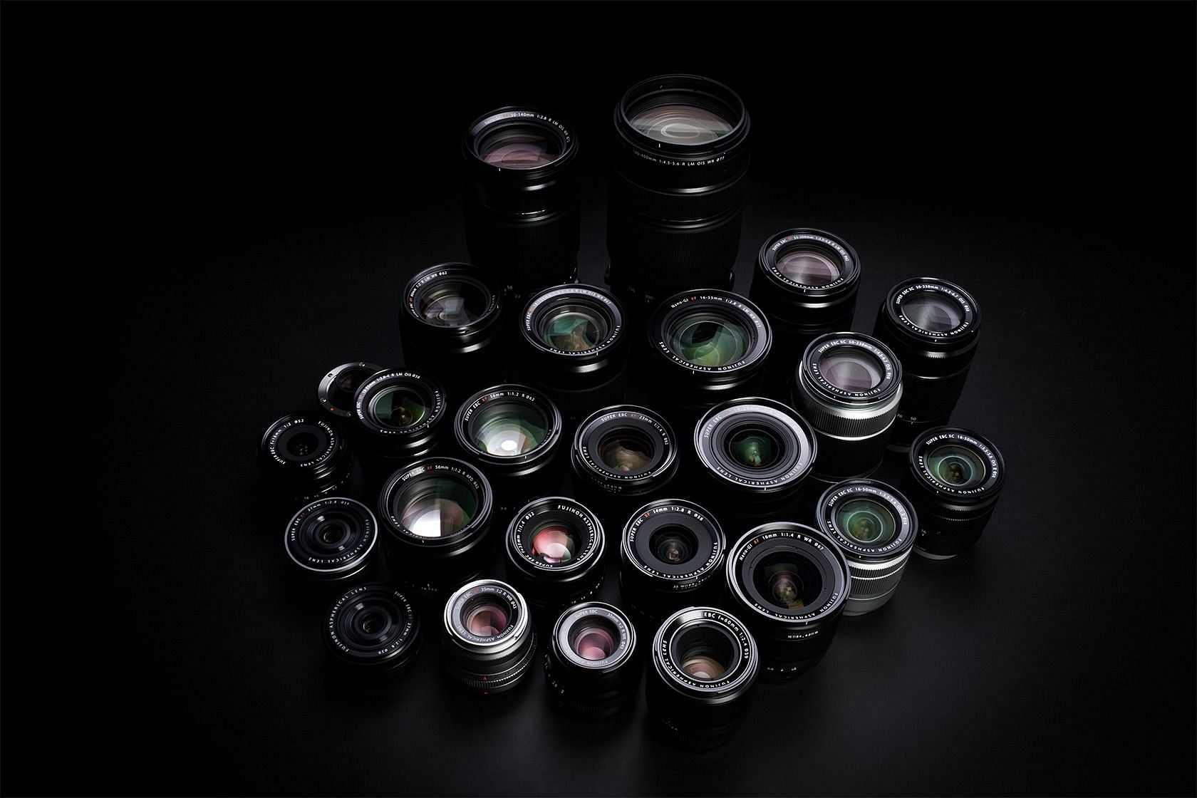 Fujifilm X-Mount lenses (Image via Fujifilm)