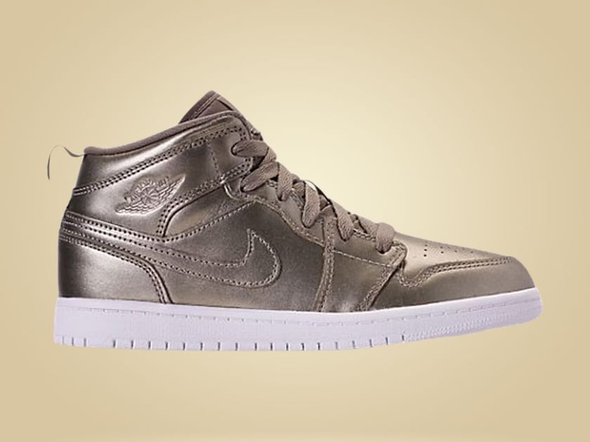 24 air jordan sneakers