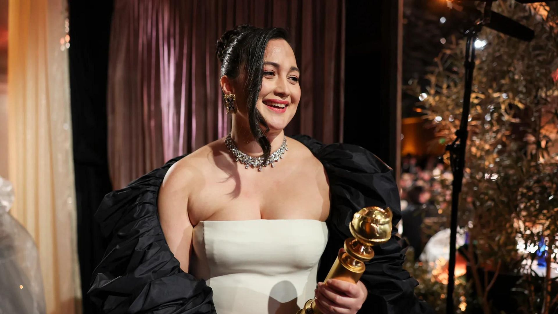 Lily Gladstone makes history at The Golden Globes 2024 