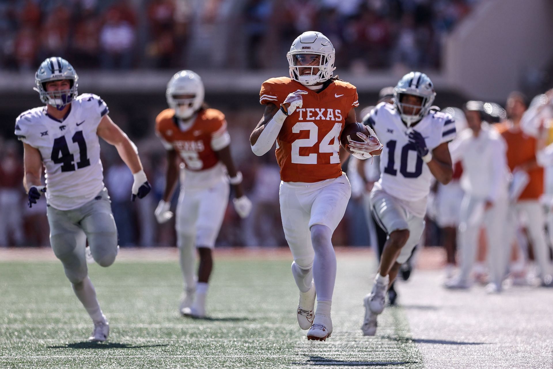 Jonathon Brooks NFL Draft Projection: 5 Landing Spots For The Texas RB