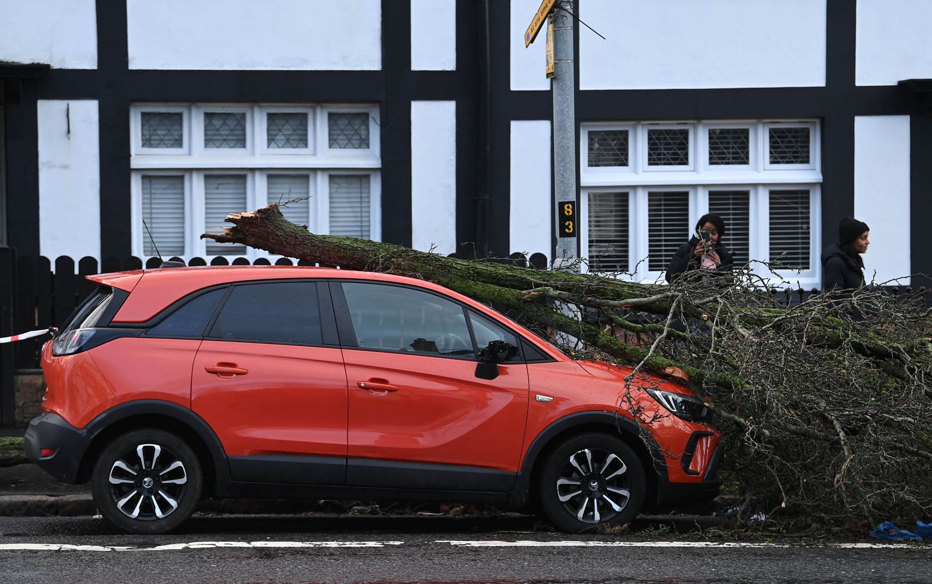 Clear Up After Storm Isha in Northern Ireland (Image via Getty/Charles McQuillan)
