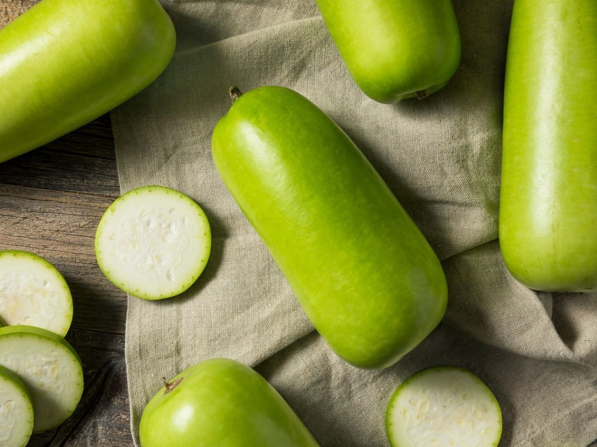 Beauty benefits of Bottle Gourd (Image via Dreamstime)