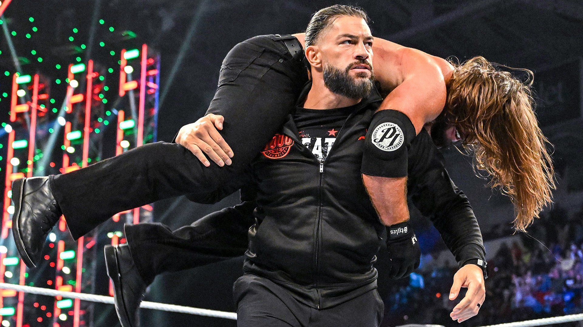 Roman Reigns attacked several WWE stars on SmackDown this week