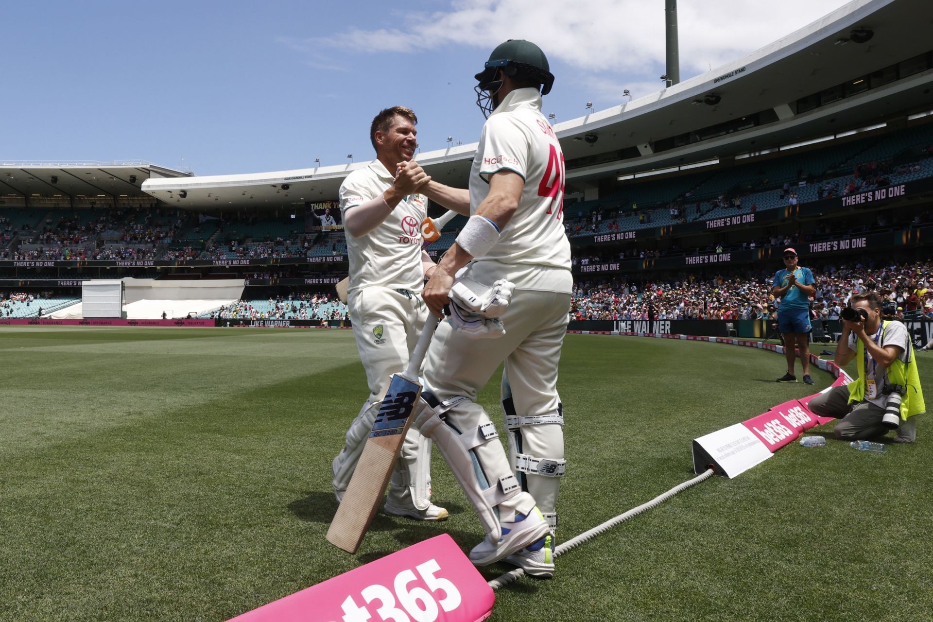 David Warner has backed his good friend Steve Smith wholeheartedly.