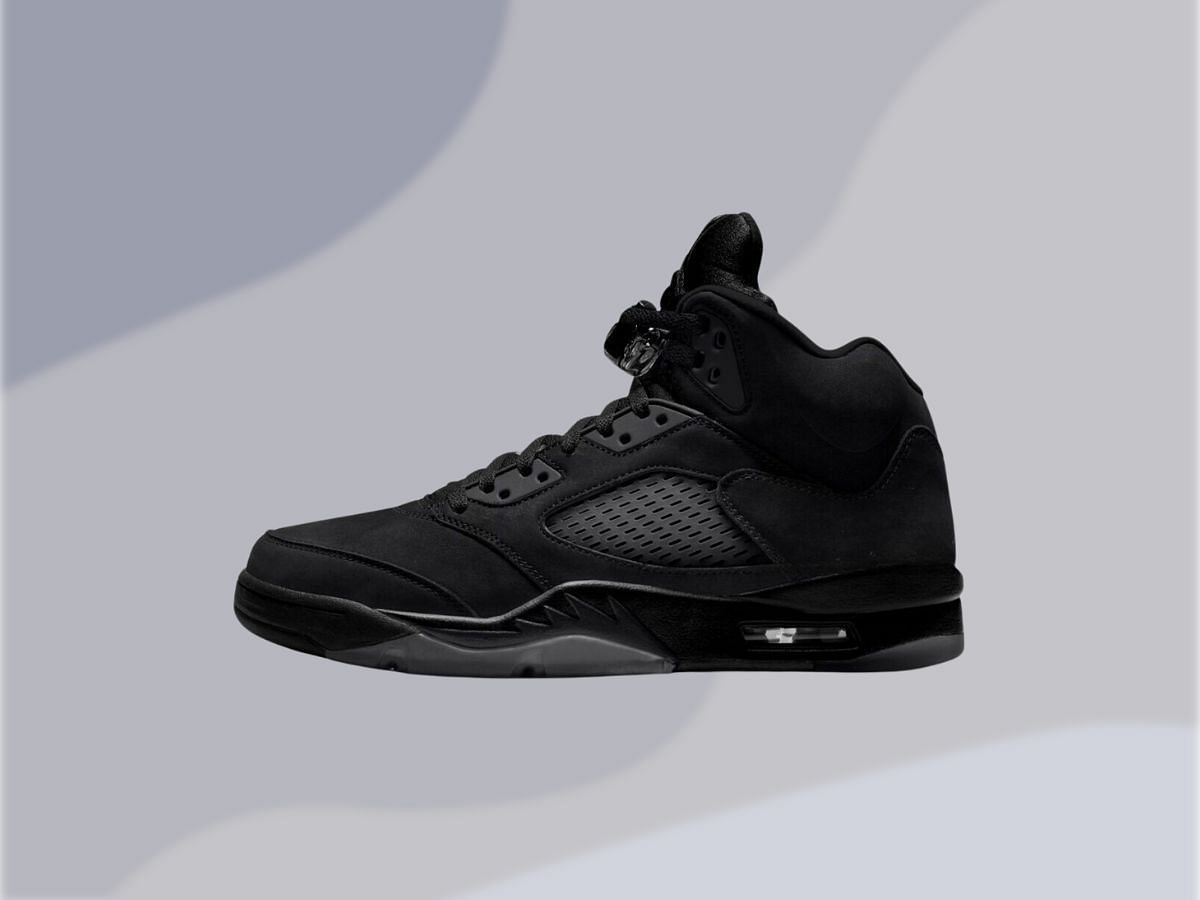 Another look at the Air Jordan 5 Black Cat shoes (Image via Instagram/@zsneakerheadz)