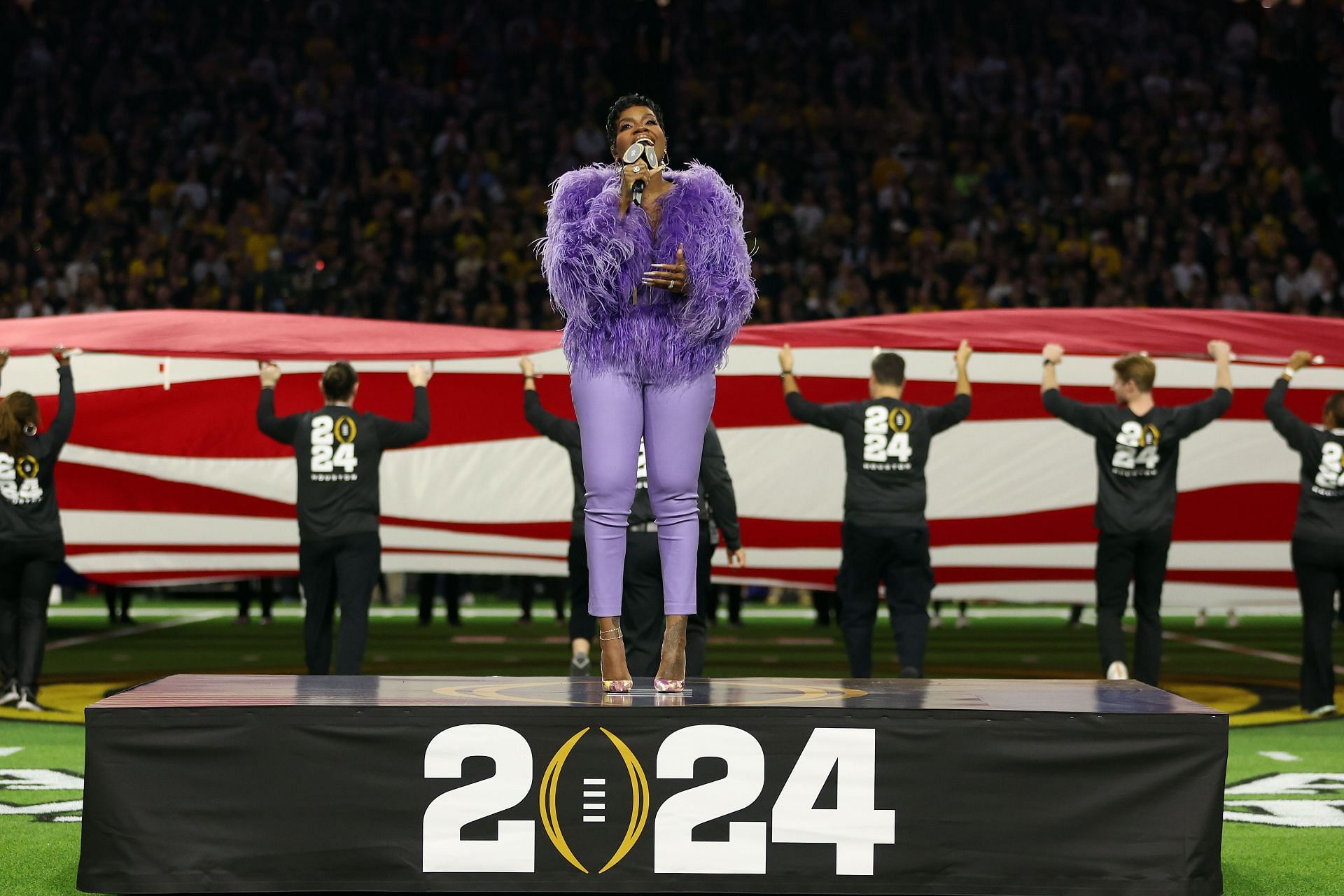 Who sang the national anthem at the CFP national championship today