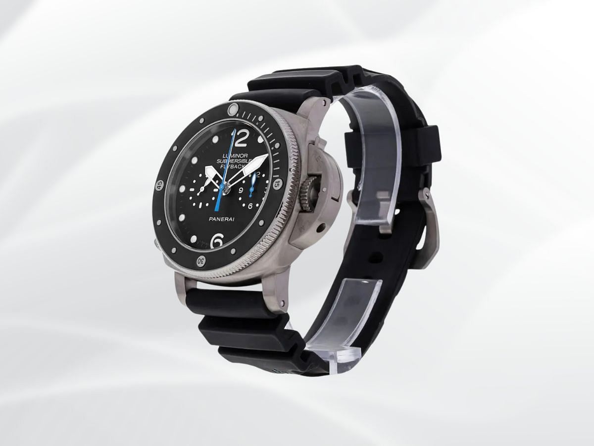 The Panerai Luminor submersible automatic watch (Image via Nordstrom)