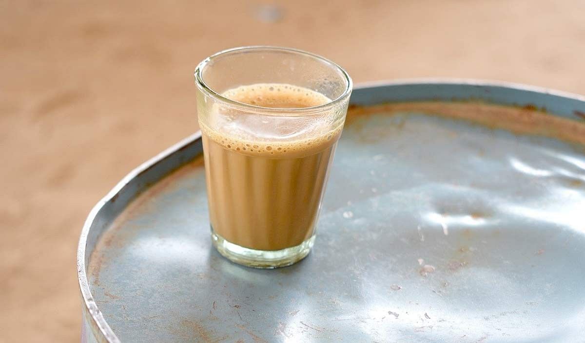 चाय के साथ गलती से भी न करें इन चीजों का सेवन (sportskeeda Hindi) 