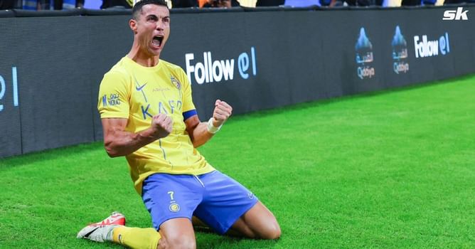Cristiano Ronaldo sets fine example as he shares glimpse of intense back and ab workout during Saudi Pro League break