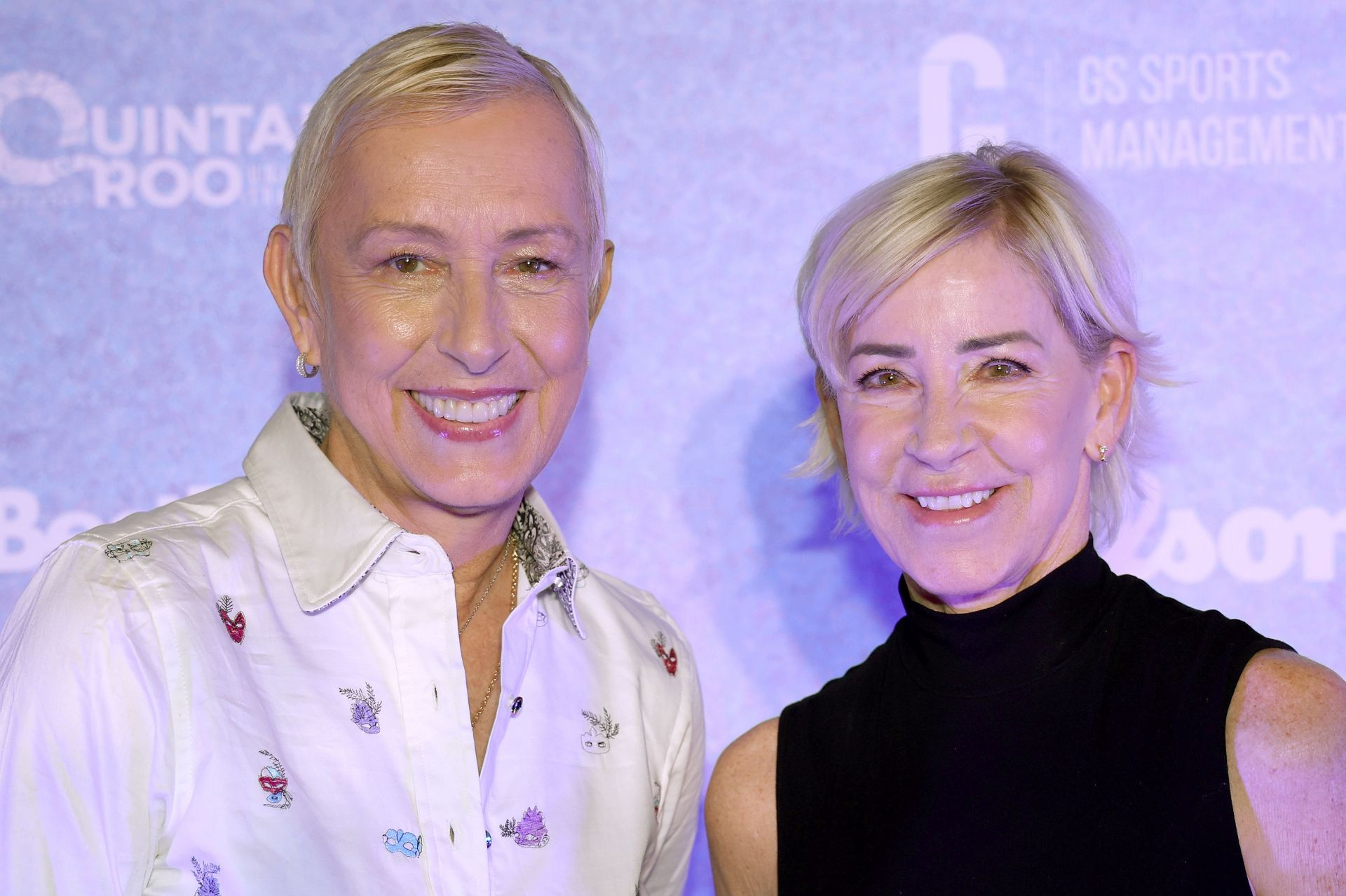 Martina Navratilova (L) and Chris Evert at the 2023 WTA Finals.