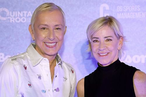 Martina Navratilova (L) and Chris Evert at the 2023 WTA Finals.