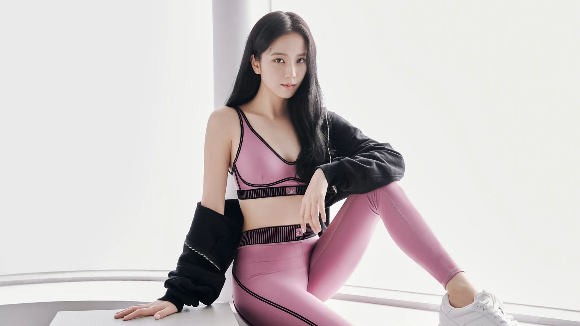 Fans swoon over Blackpink Jisoo&rsquo;s look for the latest Alo campaign