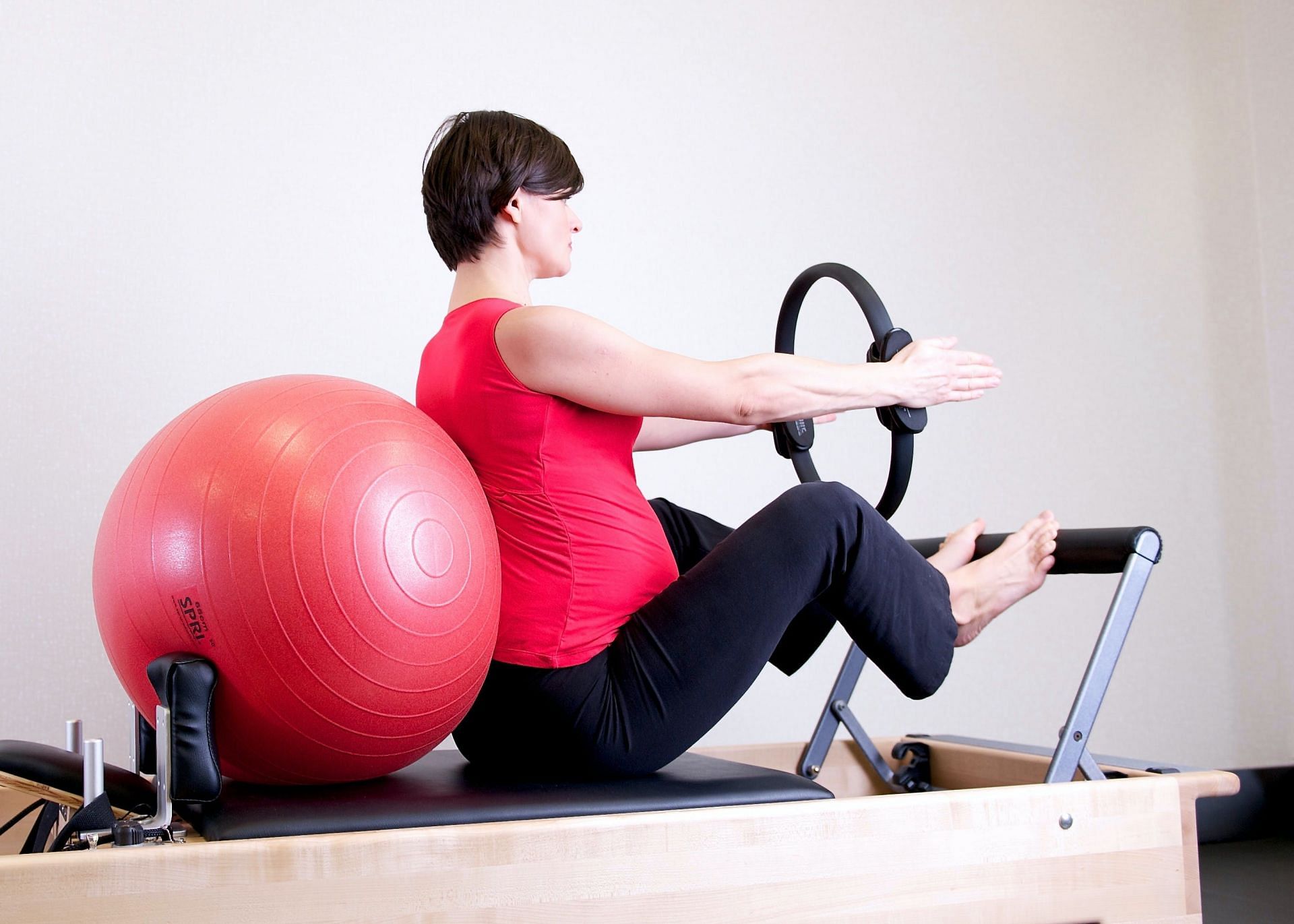 Benefits of wall pilates (image sourced via Pexels / Photo by jessica)