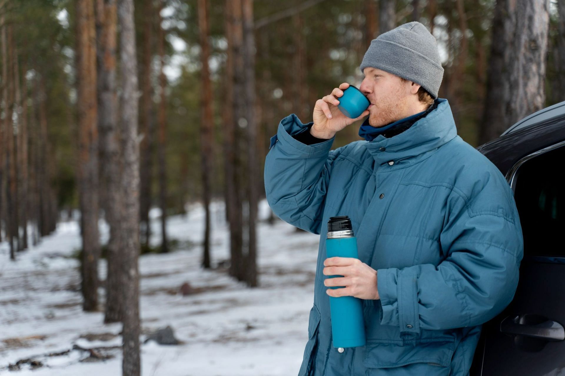 Is exercising with a cold healthy for you? (Image by Freepik)