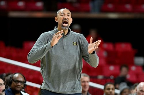 Michigan's basketball team HC Juwan Howard