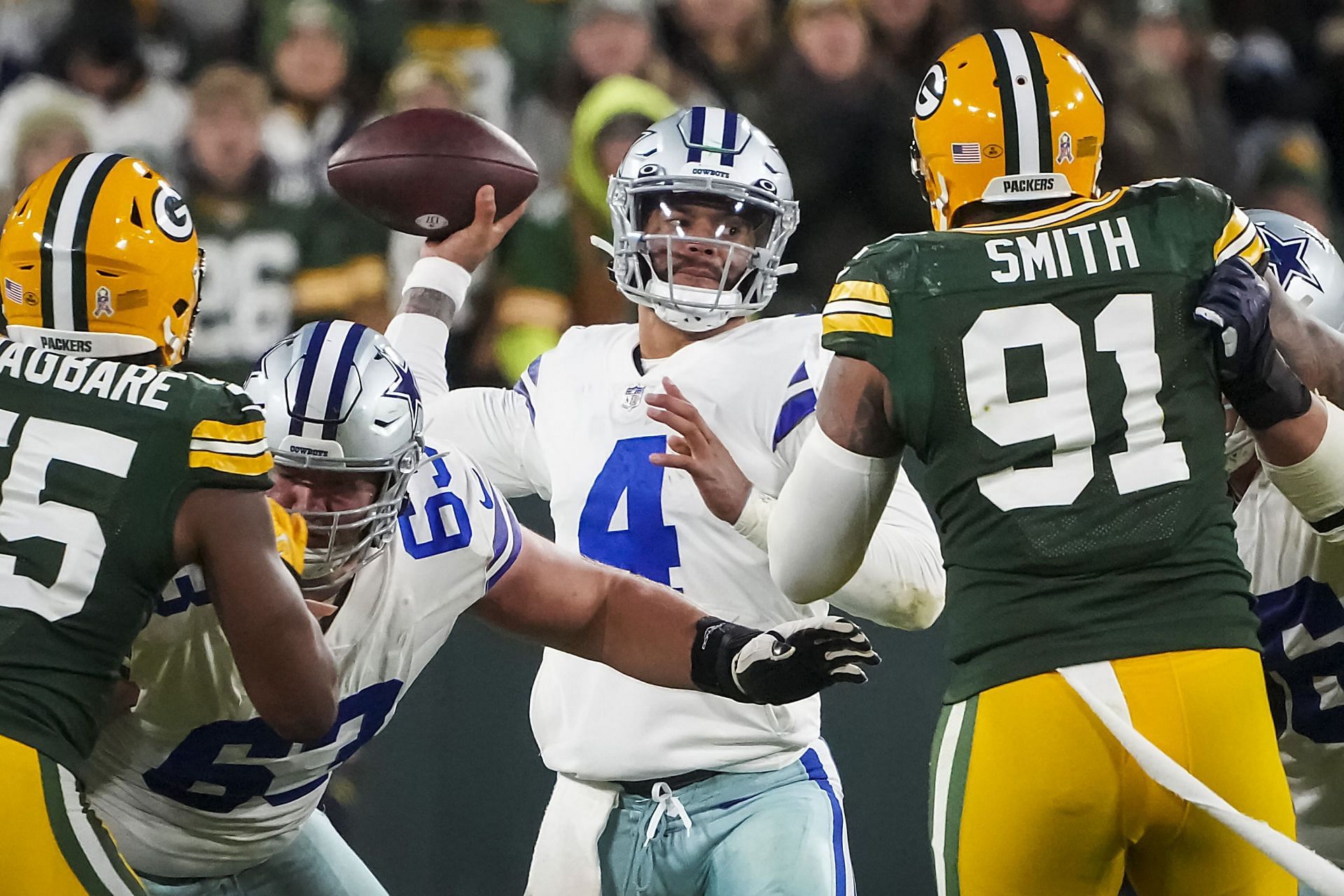 What radio station is the Cowboys-Packers game on? Details on NFL Wildcard Round