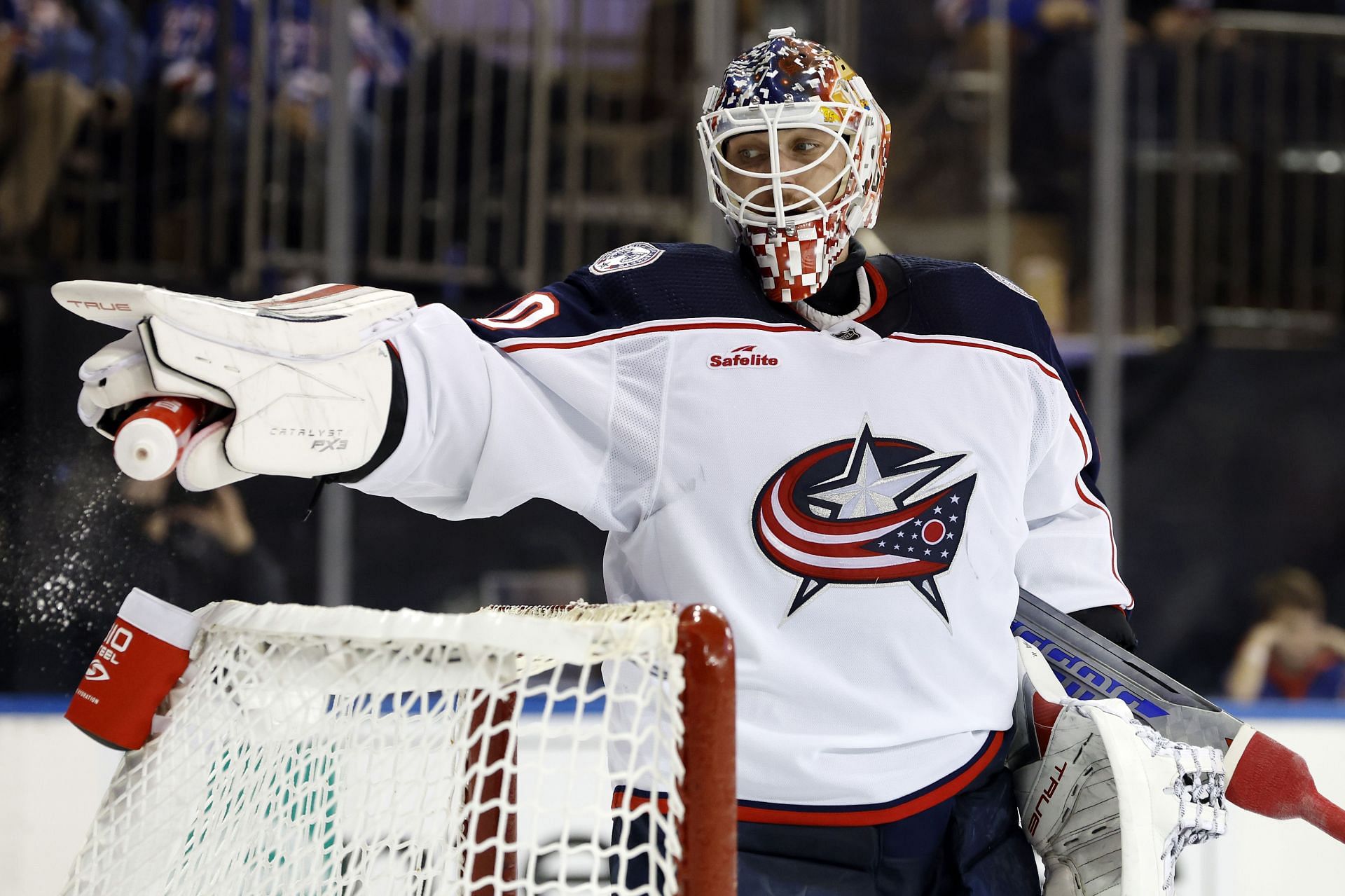 Elvis Merzlikins, Columbus Blue Jackets