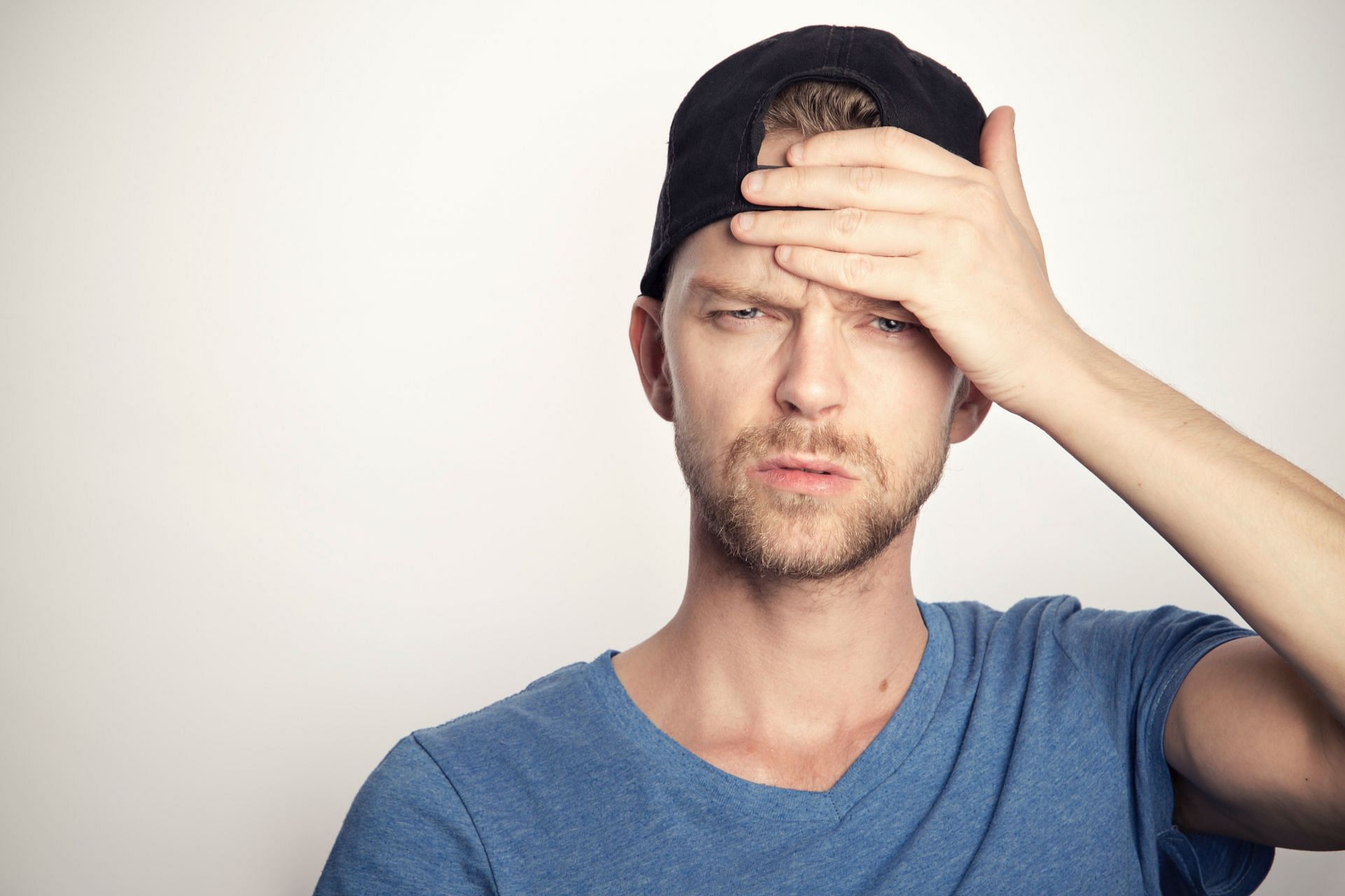 Migraine manifests as a throbbing headache. (Image via Unsplash/ Sander Sammy)