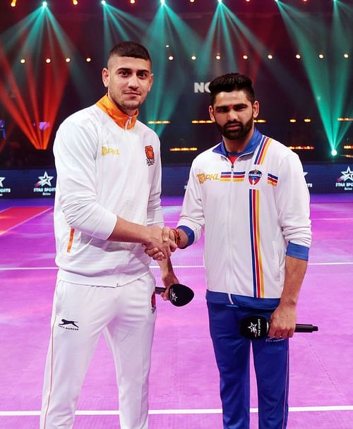 Mohammadreza Chiyaneh (L) with Pardeep Narwal (R) (Credits: PKL)