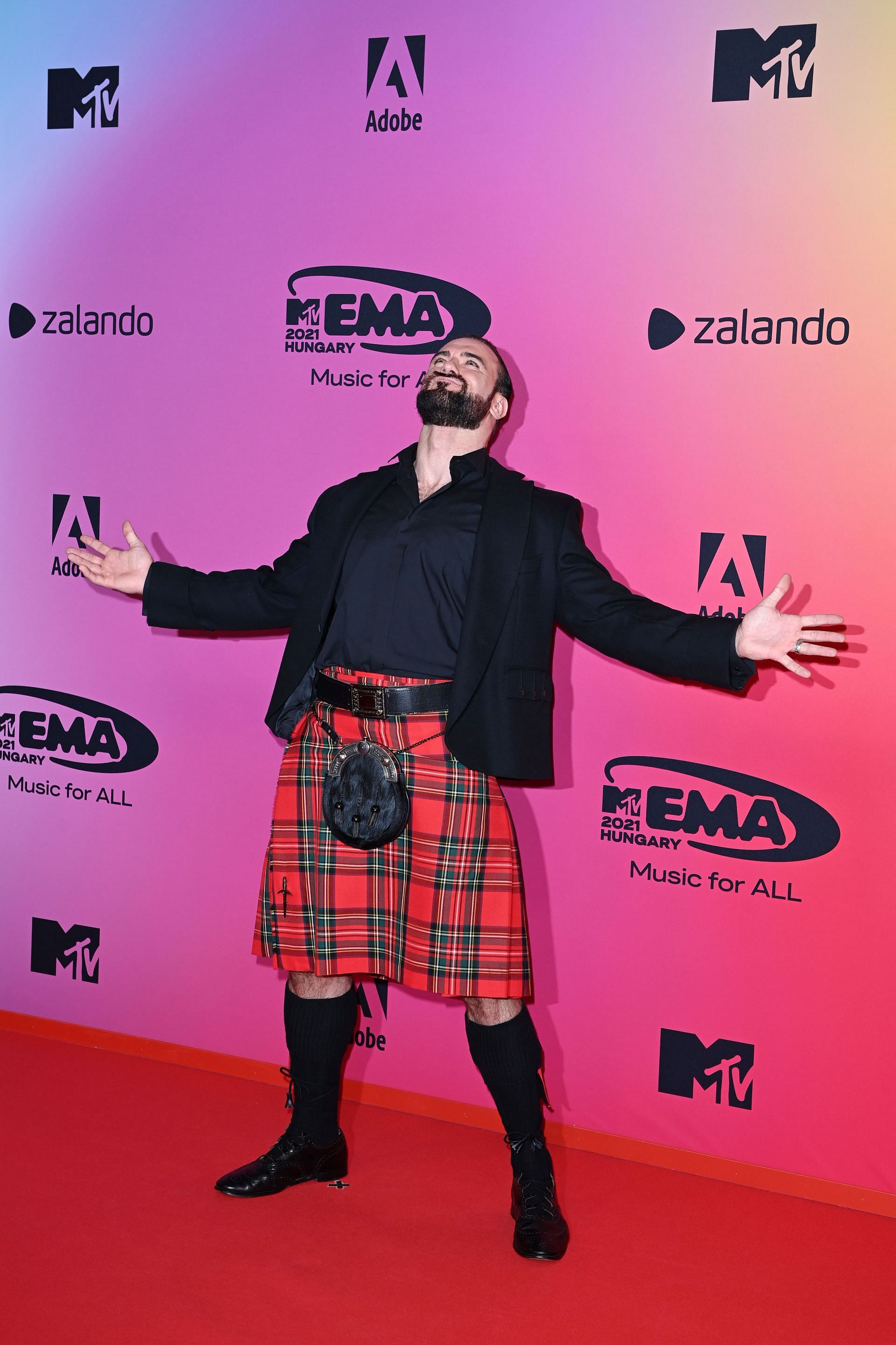MTV EMAs 2021 - Red Carpet Arrivals