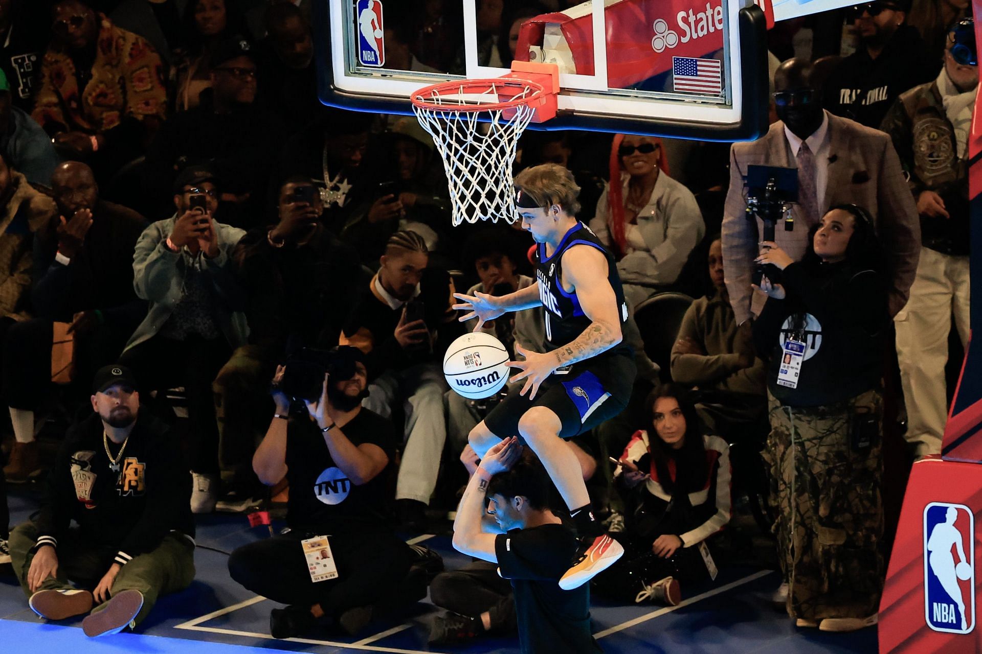 Who won the 2024 AT&T Slam Dunk Contest? Total points, prize money and more