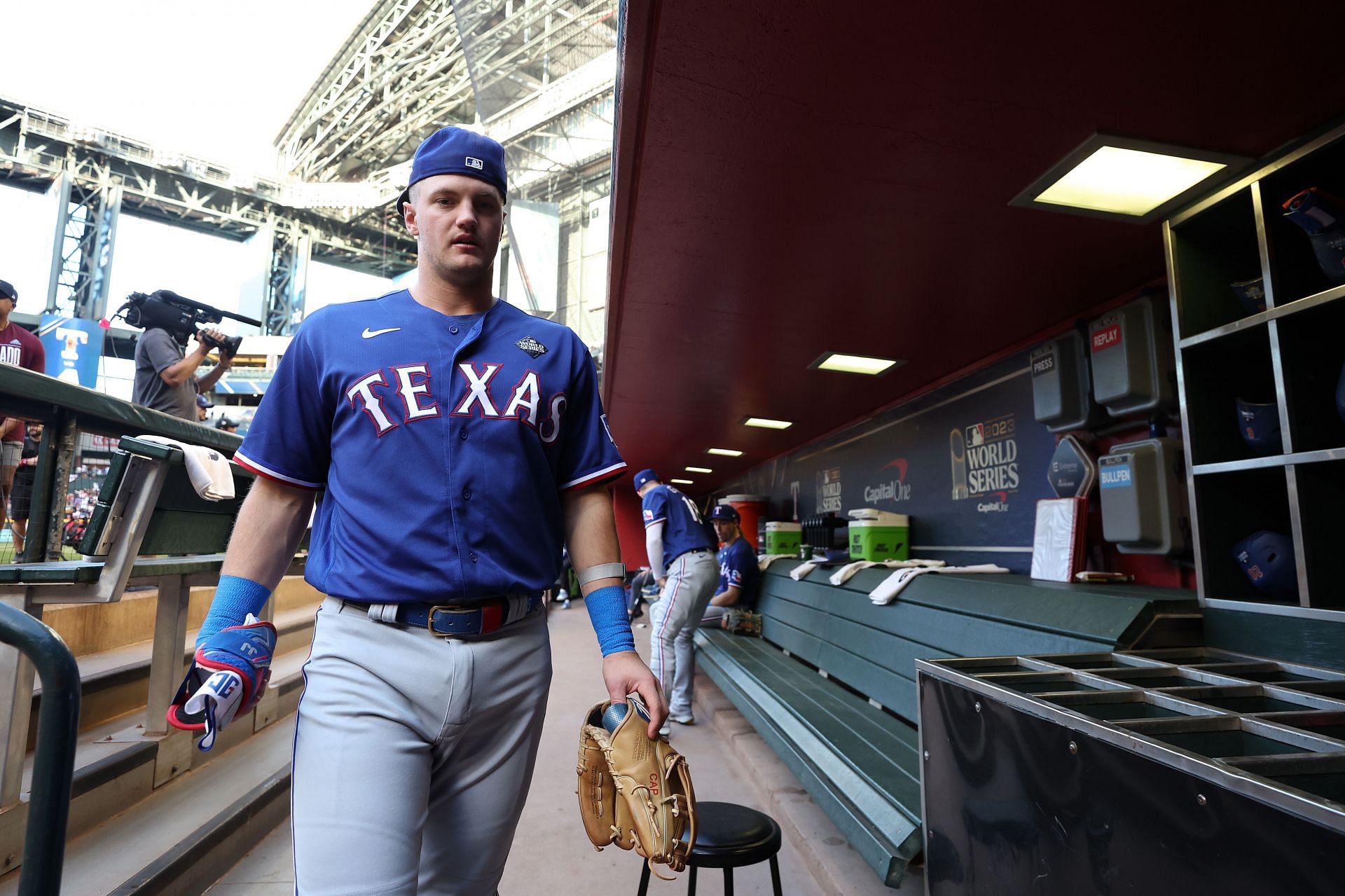 World Series - Texas Rangers v Arizona Diamondbacks - Game Five